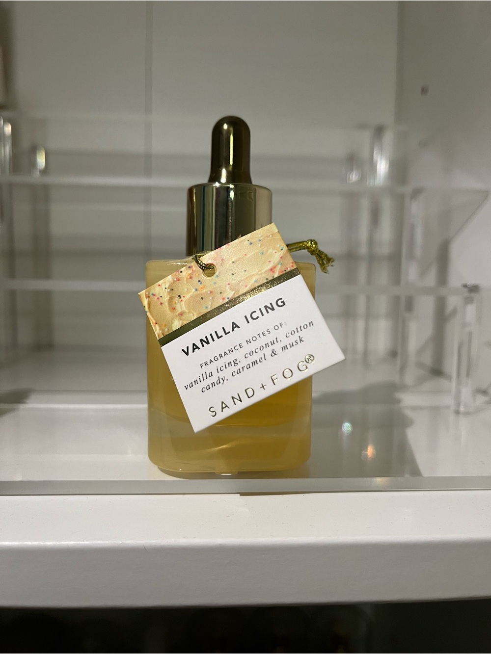 SAND+FOG Vanilla Icing Eau de Parfum Oil - Cream - Picture 2 of 3